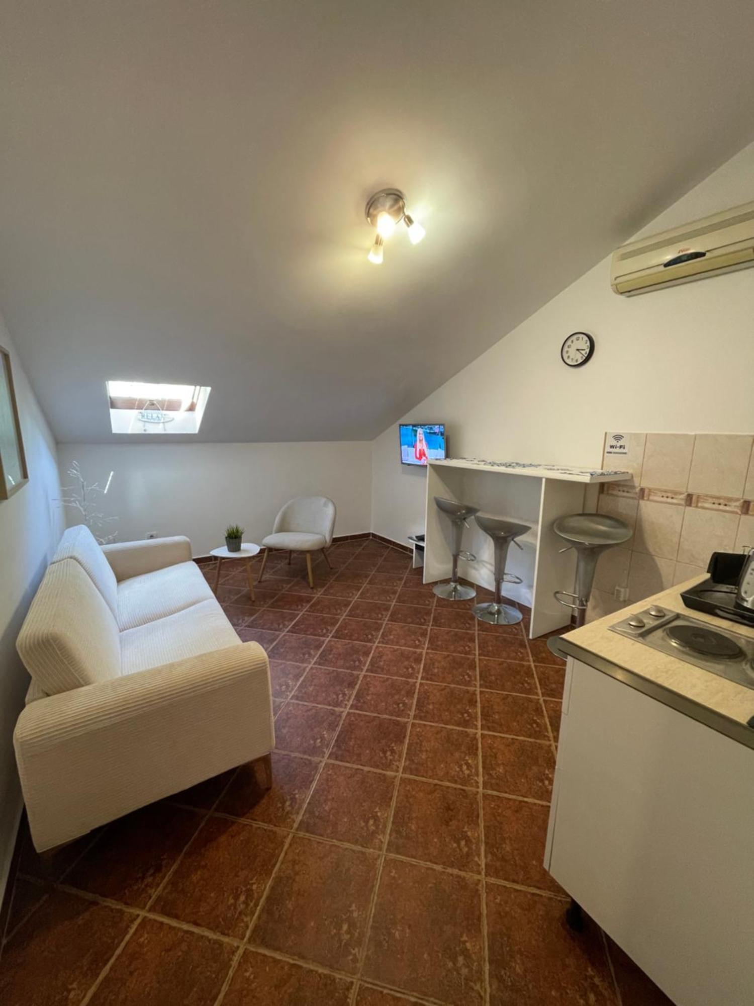 Apartment Damjan Kotor Buitenkant foto