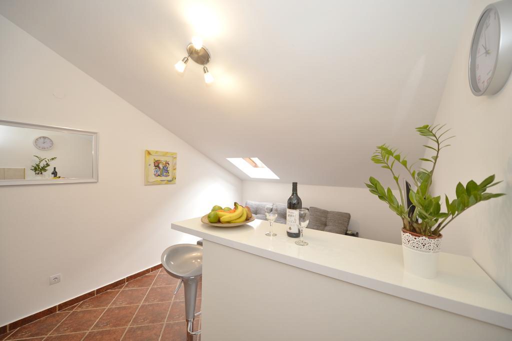 Apartment Damjan Kotor Buitenkant foto